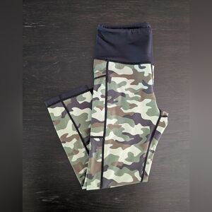 CVG Reversible Camo Leggings